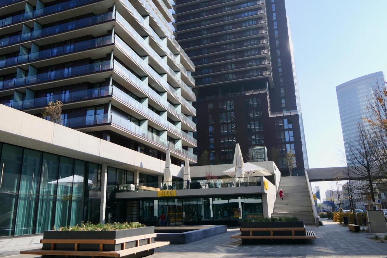 New Luxury Apartment Overlooking Wien Exterior foto